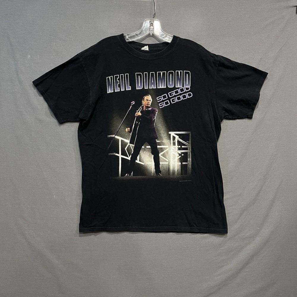 Neil Diamond So Good 2012 Tour Shirt Men's *Large Black Distressed Faded‎ Retro
